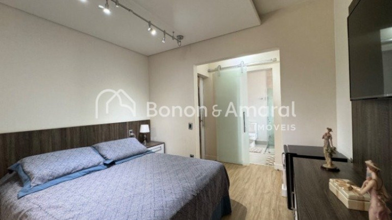 Imagem Casa de Condomínio com 3 Quartos à Venda, 300 m² em Parque Rural Fazenda Santa Cândida - Campinas Imagem Casa de Condomínio com 3 Quartos à Venda, 300 m² em Parque Rural Fazenda Santa Cândida - Campinas
