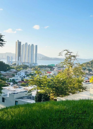 Imagem Terreno à Venda, 535 m² em Barra - Balneário Camboriú Imagem Terreno à Venda, 535 m² em Barra - Balneário Camboriú