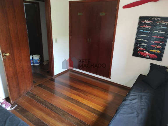 Imagem Casa com 3 Quartos à Venda, 210 m² em Albuquerque - Teresópolis Imagem Casa com 3 Quartos à Venda, 210 m² em Albuquerque - Teresópolis