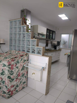 Imagem Casa com 4 Quartos à Venda, 272 m² em Parque Burle - Cabo Frio Imagem Casa com 4 Quartos à Venda, 272 m² em Parque Burle - Cabo Frio
