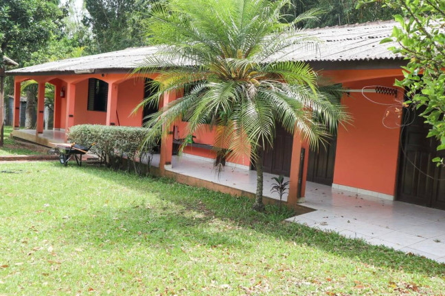 Imagem Casa com 4 Quartos à Venda, 4.672 m² em águas Claras - Viamão