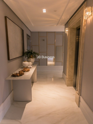 Imagem Imóvel com 3 Quartos à Venda, 126 m² em Centro - Balneário Camboriú