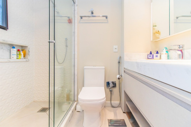Imagem Apartamento com 3 Quartos à Venda, 125 m² em Rio Branco - Porto Alegre