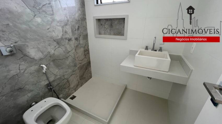 Imagem Casa de Condomínio com 4 Quartos à Venda, 350 m² em Barra Da Tijuca - Rio De Janeiro Imagem Casa de Condomínio com 4 Quartos à Venda, 350 m² em Barra Da Tijuca - Rio De Janeiro