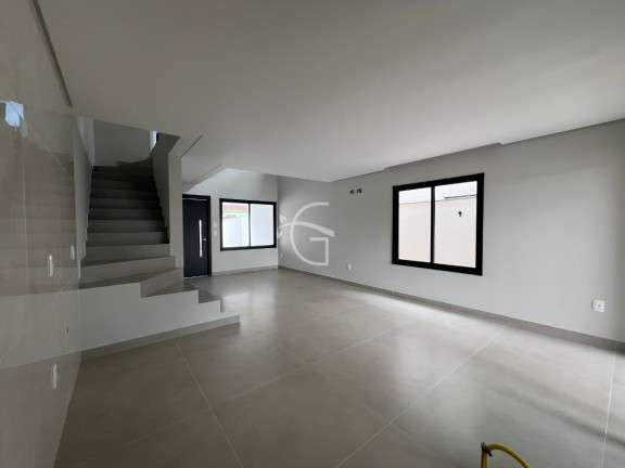 Imagem Casa com 3 Quartos à Venda, 160 m² em Saguaçu - Joinville Imagem Casa com 3 Quartos à Venda, 160 m² em Saguaçu - Joinville