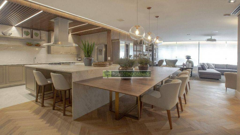 Apartamento com 3 Quartos à Venda, 228 m² em Cabral - Curitiba