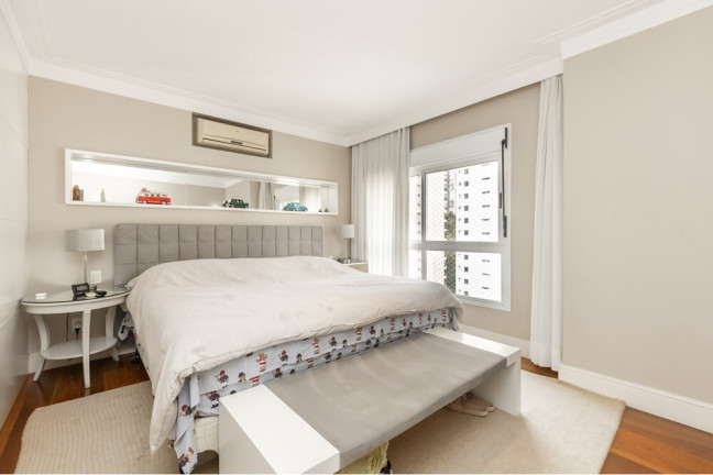 Imagem Imóvel com 3 Quartos à Venda, 211 m² em Vila Andrade - São Paulo