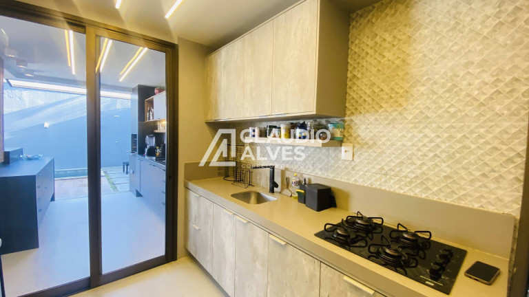 Imagem Casa de Condomínio com 4 Quartos à Venda, 245 m² em Sim - Feira De Santana
