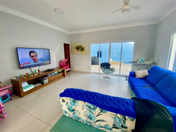 Sobrado com 4 Quartos à Venda, 173 m² em Solemar - Praia Grande