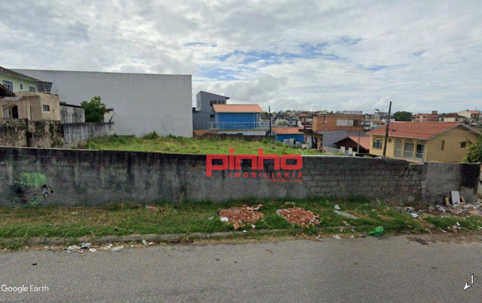 Terreno à Venda, 817 m² em Barreiros - São José