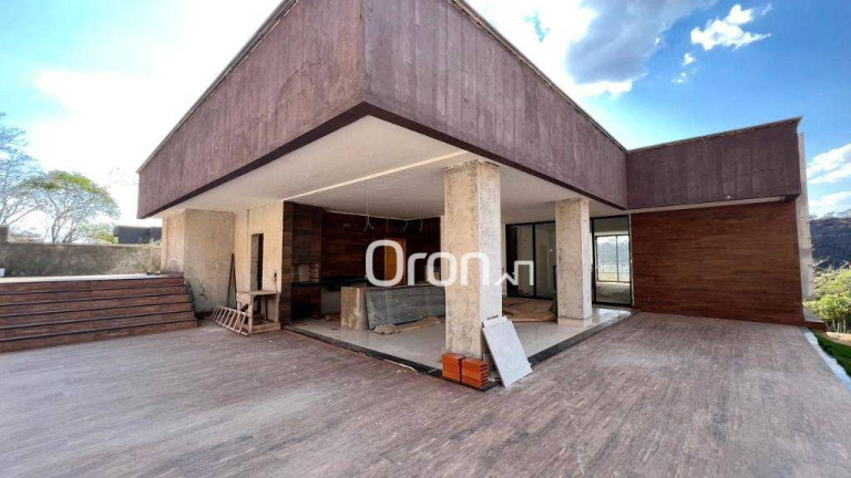 Imagem Casa com 4 Quartos à Venda, 330 m² em Residencial Aldeia Do Vale - Goiânia