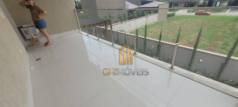 Imagem Sobrado com 4 Quartos para Alugar, 380 m² em Residencial Goiânia Golfe Clube - Goiânia Imagem Sobrado com 4 Quartos para Alugar, 380 m² em Residencial Goiânia Golfe Clube - Goiânia