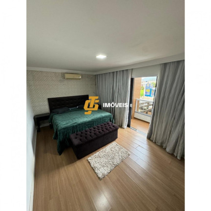 Imagem Sobrado com 2 Quartos à Venda, 123 m² em Centro - Camboriú