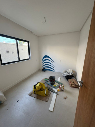 Imagem Imóvel com 4 Quartos à Venda, 220 m² em Abrantes - Camacari