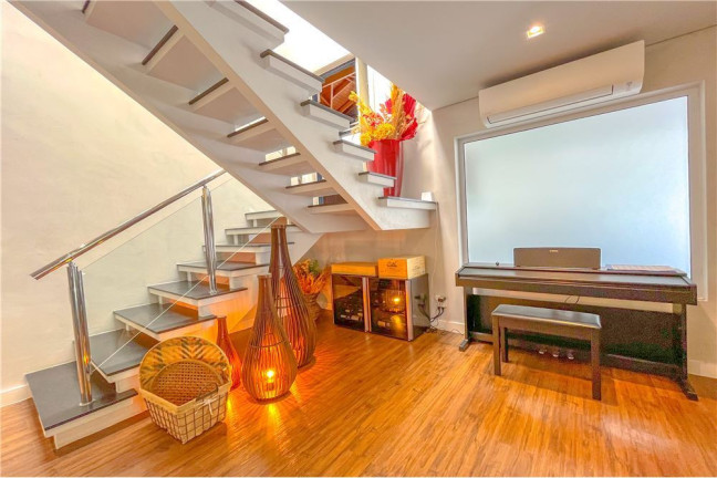 Imagem Casa com 4 Quartos à Venda,  em Vila Mariana - São Paulo