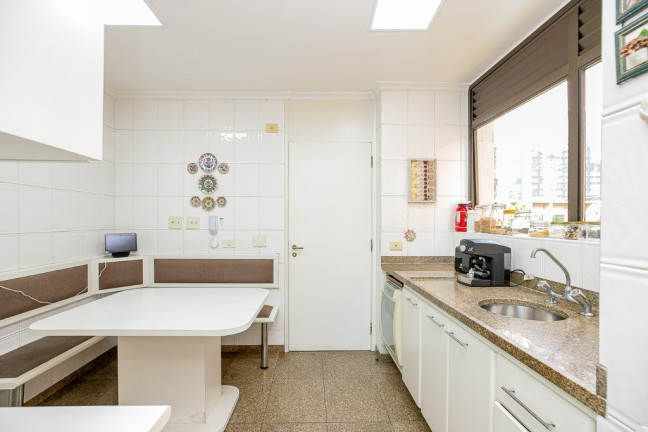 Imagem Apartamento com 3 Quartos à Venda, 225 m² em Itaim Bibi - São Paulo