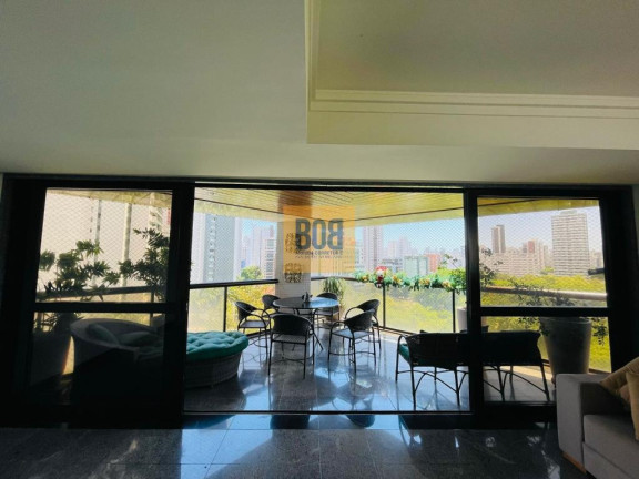 Imagem Apartamento com 4 Quartos para Alugar, 330 m² em Jaqueira - Recife