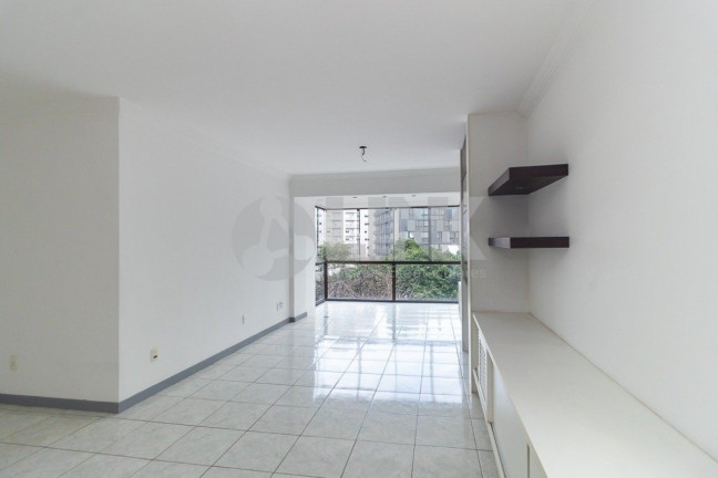 Imagem Apartamento com 3 Quartos à Venda, 118 m² em Auxiliadora - Porto Alegre Imagem Apartamento com 3 Quartos à Venda, 118 m² em Auxiliadora - Porto Alegre