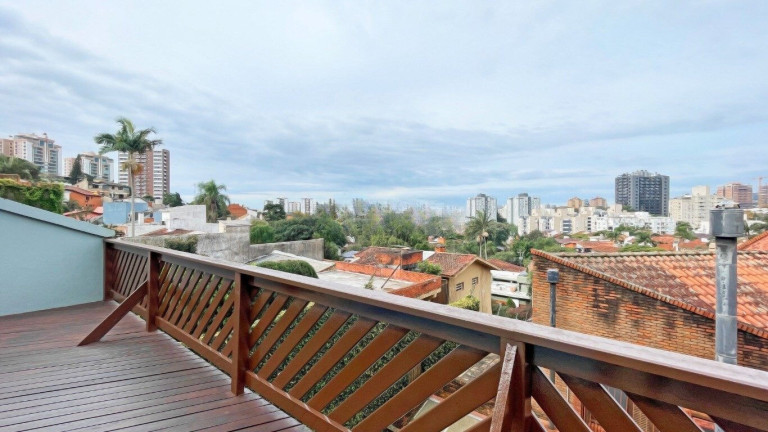 Imagem Casa com 3 Quartos à Venda, 389 m² em Boa Vista - Porto Alegre