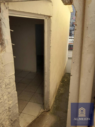 Imagem Casa com 1 Quarto para Alugar, 30 m² em Parque Arariba - São Paulo
