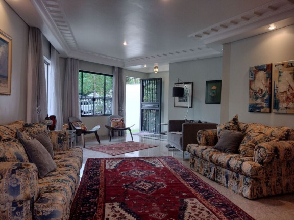 Imagem Casa com 3 Quartos à Venda, 340 m² em Boa Vista - Curitiba Imagem Casa com 3 Quartos à Venda, 340 m² em Boa Vista - Curitiba