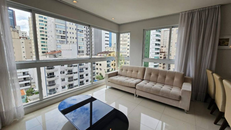 Imagem Apartamento com 3 Quartos à Venda,  em Centro - Balneário Camboriú