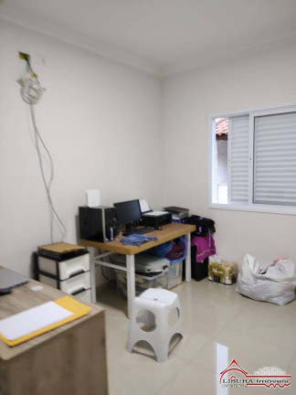 Imagem Casa com 3 Quartos à Venda, 194 m² em Cidade Salvador - Jacareí Imagem Casa com 3 Quartos à Venda, 194 m² em Cidade Salvador - Jacareí