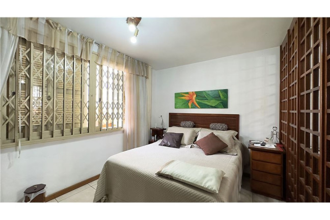 Imagem Casa com 3 Quartos à Venda, em Passo Da Areia - Porto Alegre Imagem Casa com 3 Quartos à Venda, em Passo Da Areia - Porto Alegre