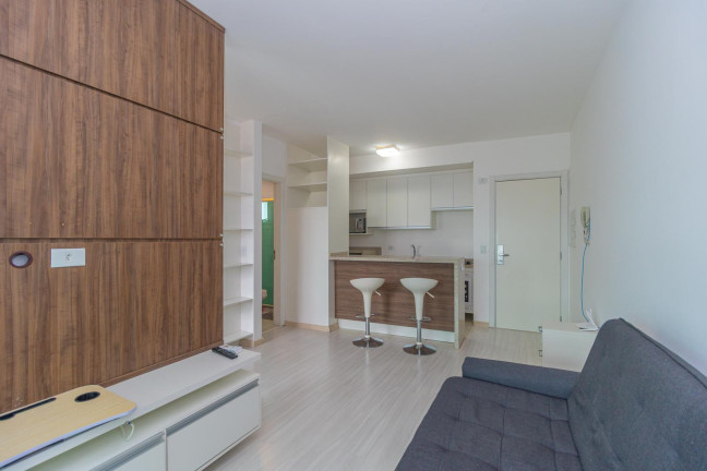 Imagem Apartamento com 1 Quarto para Alugar, 41 m² em Centro - Curitiba Imagem Apartamento com 1 Quarto para Alugar, 41 m² em Centro - Curitiba