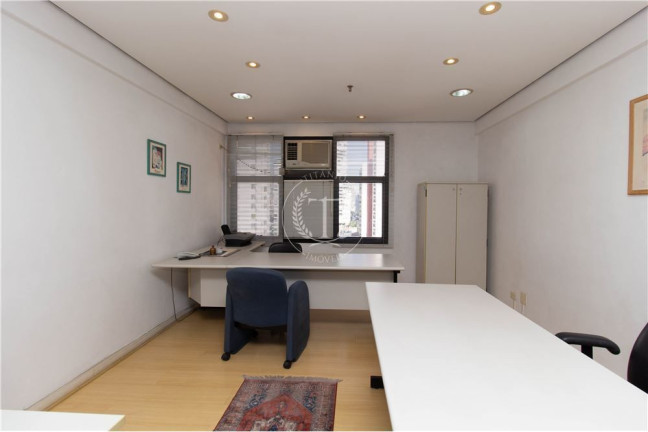 Imagem Sala Comercial à Venda, 43 m² em Vila Nova Conceição - São Paulo Imagem Sala Comercial à Venda, 43 m² em Vila Nova Conceição - São Paulo
