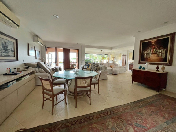 Imagem Casa com 7 Quartos para Alugar, 740 m² em Itacoatiara - Rio De Janeiro