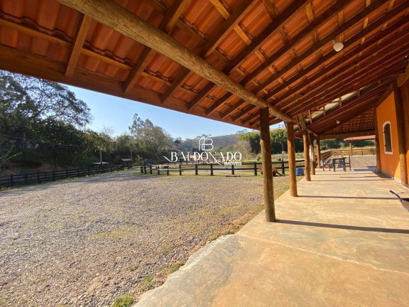 Imagem Imóvel com 4 Quartos à Venda, 9.000 m² em Centro - Extrema Imagem Imóvel com 4 Quartos à Venda, 9.000 m² em Centro - Extrema