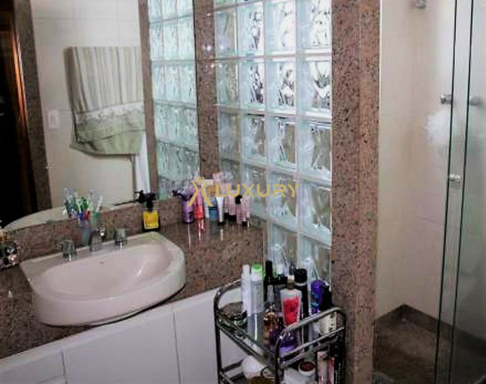 Imagem Imóvel com 4 Quartos à Venda, 251 m² em Sion - Belo Horizonte