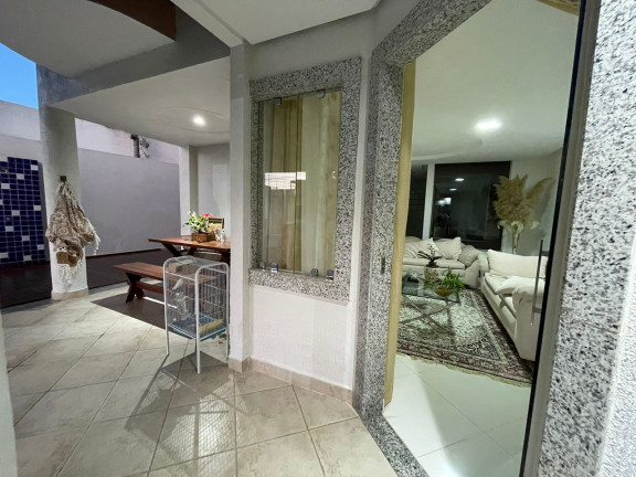 Imagem Casa com 4 Quartos à Venda, 250 m² em Espírito Santo - Vitória Da Conquista Imagem Casa com 4 Quartos à Venda, 250 m² em Espírito Santo - Vitória Da Conquista