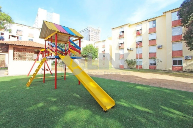 Imagem Apartamento com 1 Quarto à Venda, 40 m² em São Sebastião - Porto Alegre