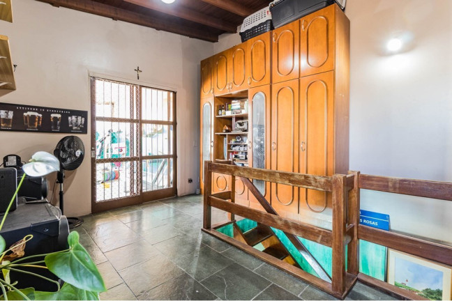 Imagem Casa com 4 Quartos à Venda, 216 m² em Partenon - Porto Alegre