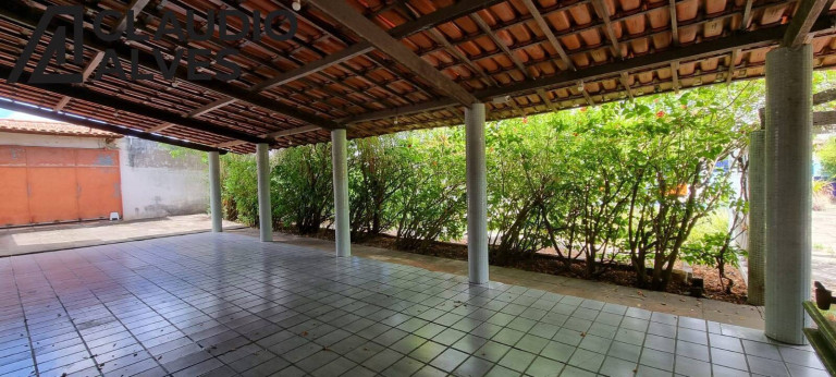 Imagem Casa com 4 Quartos à Venda, 200 m² em Muchila - Feira De Santana Imagem Casa com 4 Quartos à Venda, 200 m² em Muchila - Feira De Santana