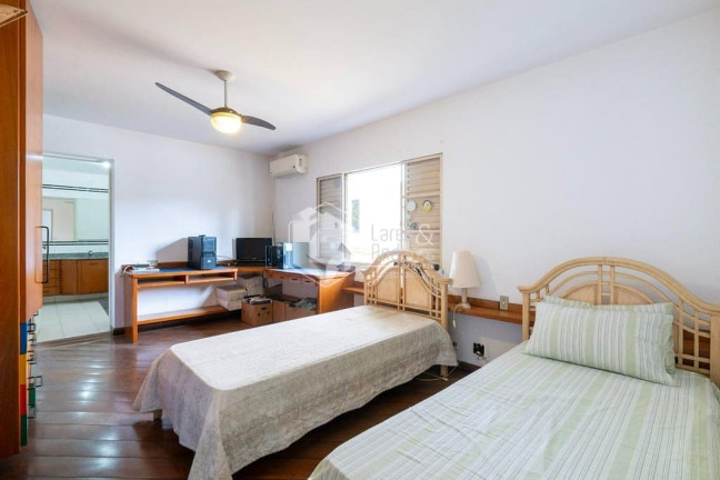 Imagem Casa com 4 Quartos à Venda, 417 m² em Jardim Guedala - São Paulo