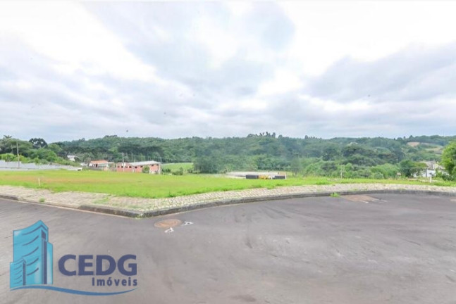 Terreno em Condomínio à Venda, 608 m² em Ferraria - Campo Largo