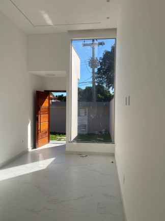 Imagem Casa com 3 Quartos à Venda, 230 m² em Coqueiral - Araruama Imagem Casa com 3 Quartos à Venda, 230 m² em Coqueiral - Araruama