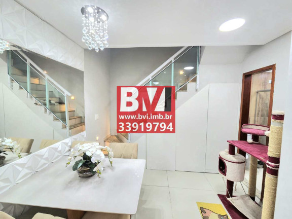 Imagem Casa com 2 Quartos à Venda, 90 m² em Irajá - Rio De Janeiro Imagem Casa com 2 Quartos à Venda, 90 m² em Irajá - Rio De Janeiro