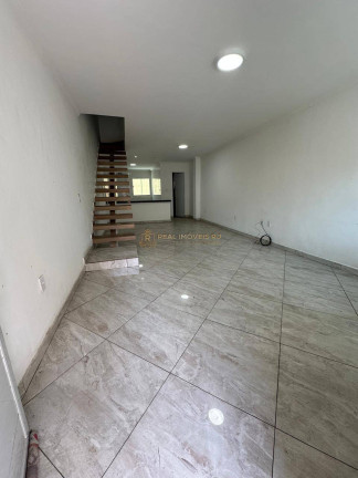 Imagem Casa com 2 Quartos à Venda, 140 m² em Tanque - Rio De Janeiro Imagem Casa com 2 Quartos à Venda, 140 m² em Tanque - Rio De Janeiro