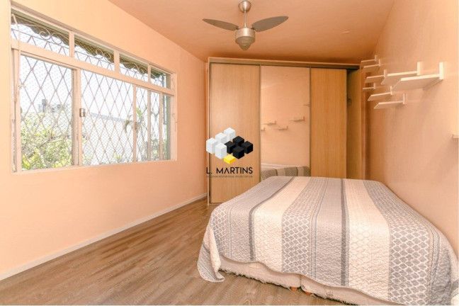 Imagem Casa com 4 Quartos à Venda, 300 m² em Chácara Das Pedras - Porto Alegre Imagem Casa com 4 Quartos à Venda, 300 m² em Chácara Das Pedras - Porto Alegre