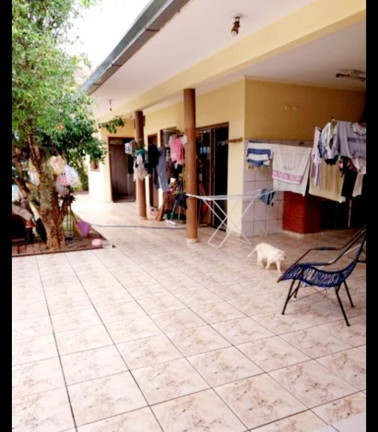 Imagem Casa com 3 Quartos à Venda, 230 m² em Zona 08 - Maringá