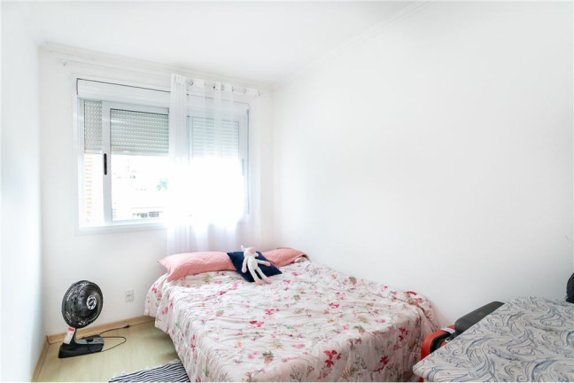 Imagem Apartamento com 2 Quartos à Venda, 60 m² em São João - Porto Alegre Imagem Apartamento com 2 Quartos à Venda, 60 m² em São João - Porto Alegre