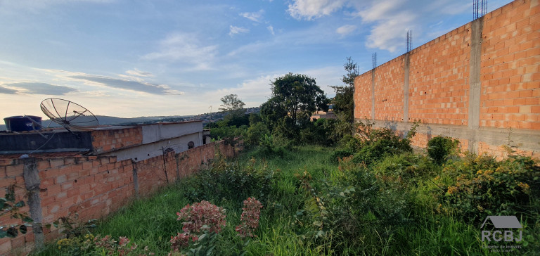 Imagem Terreno à Venda, 360 m² em Santa Cecília - Esmeraldas Imagem Terreno à Venda, 360 m² em Santa Cecília - Esmeraldas