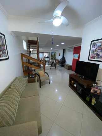 Imagem Casa com 2 Quartos à Venda, 170 m² em Sarandi - Porto Alegre