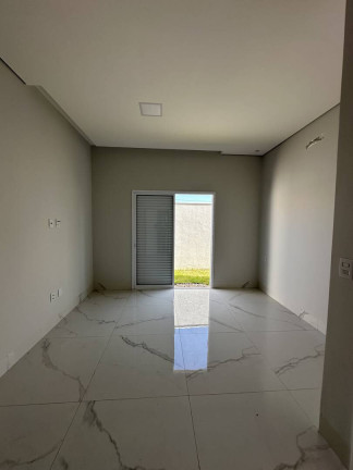 Imagem Casa com 3 Quartos à Venda, 250 m² em Condomínio Primor Das Torres - Cuiabá