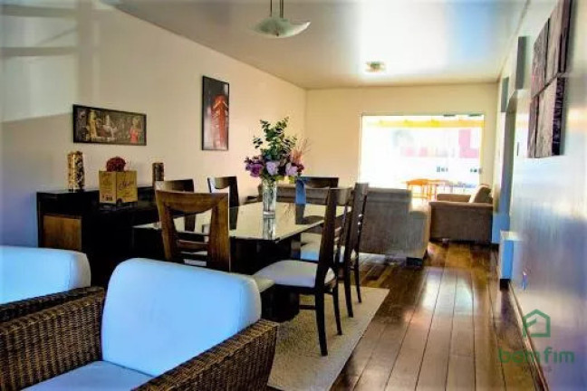 Imagem Casa com 4 Quartos à Venda, 298 m² em Espírito Santo - Porto Alegre