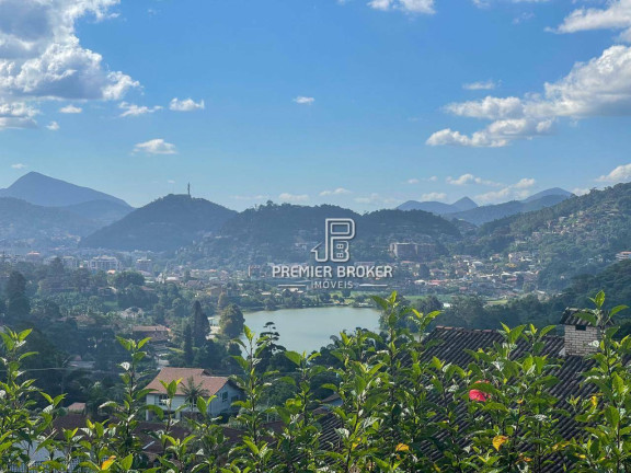 Imagem Casa com 4 Quartos à Venda, 575 m² em Carlos Guinle - Teresópolis